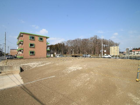 研究学園６丁目ＩＳＳＥＩ駐車場の画像