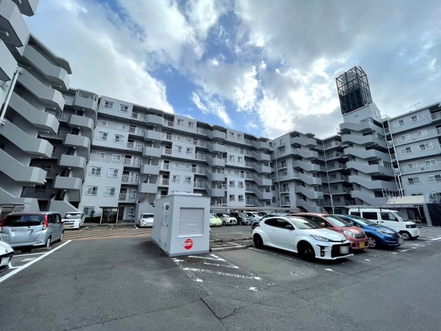 サンヴェール太秦【駐車場】空き状況は要確認