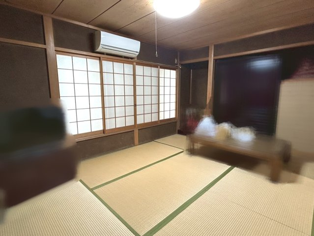 右京区西院下花田町【和室】