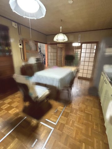 右京区西院下花田町【居間・リビング】