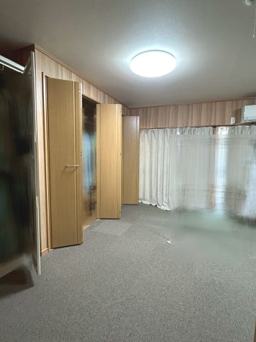 右京区西院下花田町【洋室】