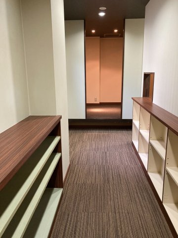 大町ビル【その他】１階には、人気の料理店「心陽様」がテナントとして入っています。このビルにオーナー様になると、１階だけで月額121,000円の賃料収入を得ることが出来ます。