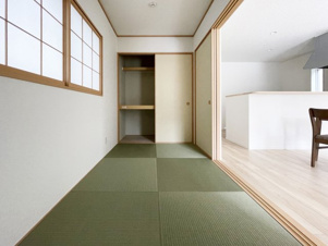 CRADLE GARDEN　八幡西区光貞台第2【設備】浄水器一体型のハンドシャワーで、お湯も水も浄水可能です。