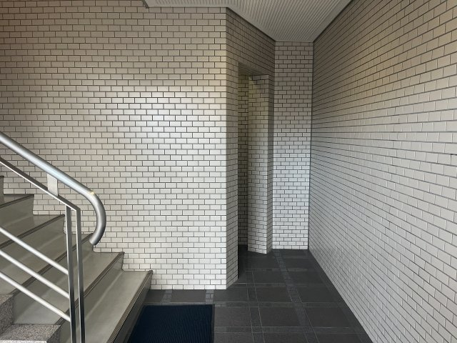 ロイヤルシャトー白壁　1・2階【その他】