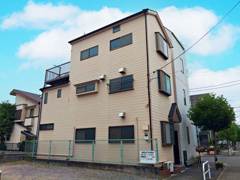 足立区谷中町　中古住宅の画像