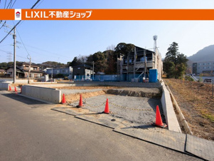 北九州市八幡西区下畑町【前面道路含む現地写真】接道状況：一方西側公道　接道14.3ｍ　幅員5.2ｍ　※撮影：1/26