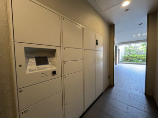 毎日の忙しさをサポート。
24時間お荷物の出し入れが可能です。