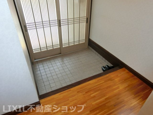 上越市東城町3丁目 中古一戸建て【玄関】