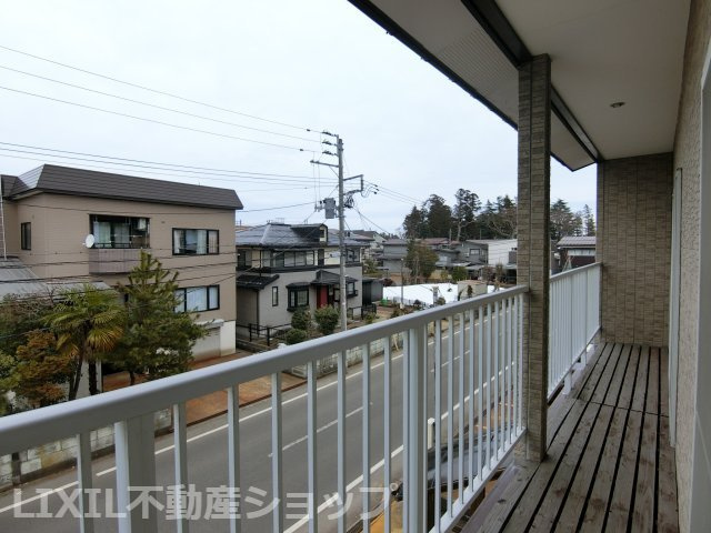 上越市東城町3丁目 中古一戸建て【バルコニー】