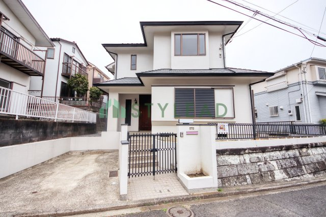 横浜市金沢区富岡西３丁目の中古一戸建【外観】