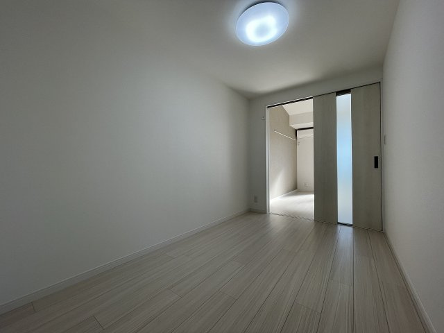 鴻巣市大間２丁目のアパート【洋室】退去前につき、別のお部屋の写真です。