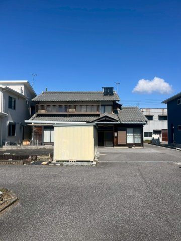 長浜市七条町の中古一戸建【前面道路含む現地写真】