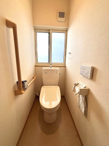 守山市小島町の中古一戸建【トイレ】
