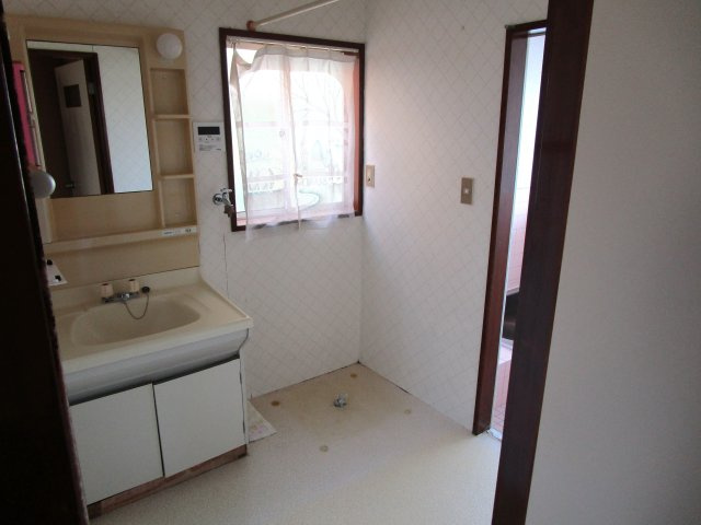 高山市下岡本町の中古一戸建