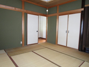 高山市下岡本町の中古一戸建