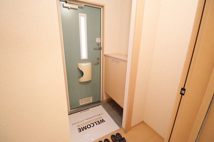 シューズボックス・物入れ