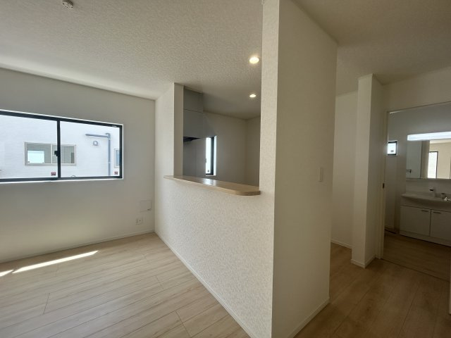 うるま市与那城屋慶名【4号棟】【居間・リビング】