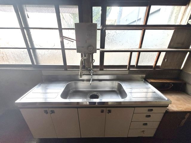 津市海岸町の中古一戸建【キッチン】