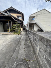 津市海岸町の中古一戸建【前面道路含む現地写真】