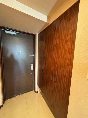 茂原市町保のマンション【玄関】