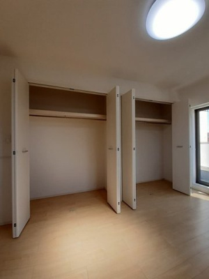 ちょっとした収納スペースも充実しています