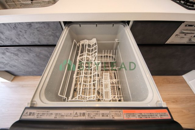 横浜市鶴見区東寺尾３丁目の新築一戸建【キッチン】食器洗い乾燥機