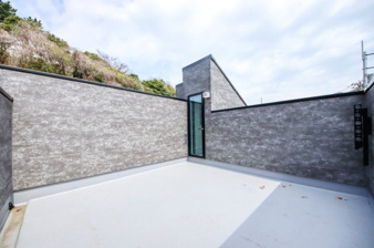 横浜市中区本牧間門の新築一戸建【バルコニー】
