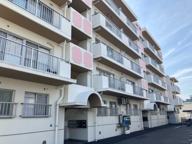 エメラルドマンション豊成の画像