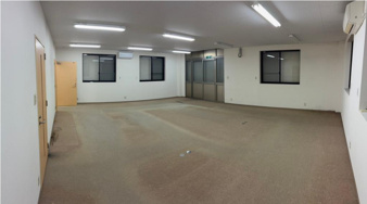 大津市本堅田４丁目の事務所【洋室】