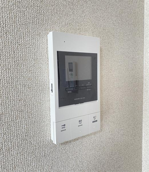 オートロック付きモニターホンでセキュリティ面も安心！