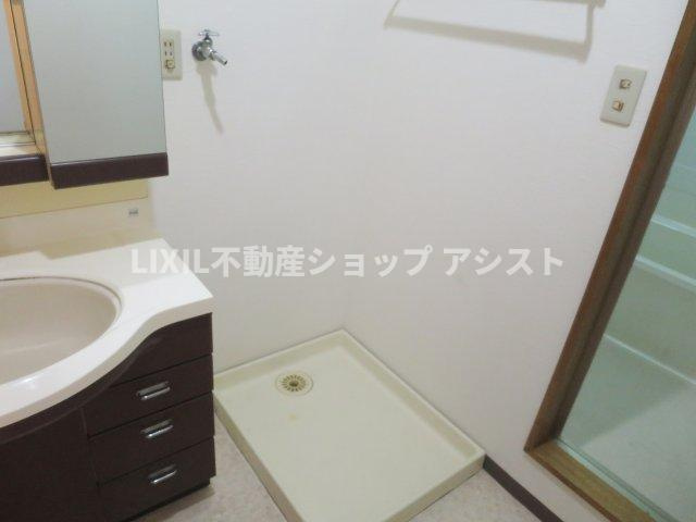 ジュラクビル【洗面所】