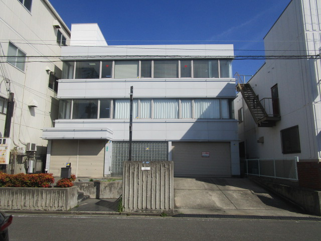 東大阪市川田４丁目の倉庫の画像