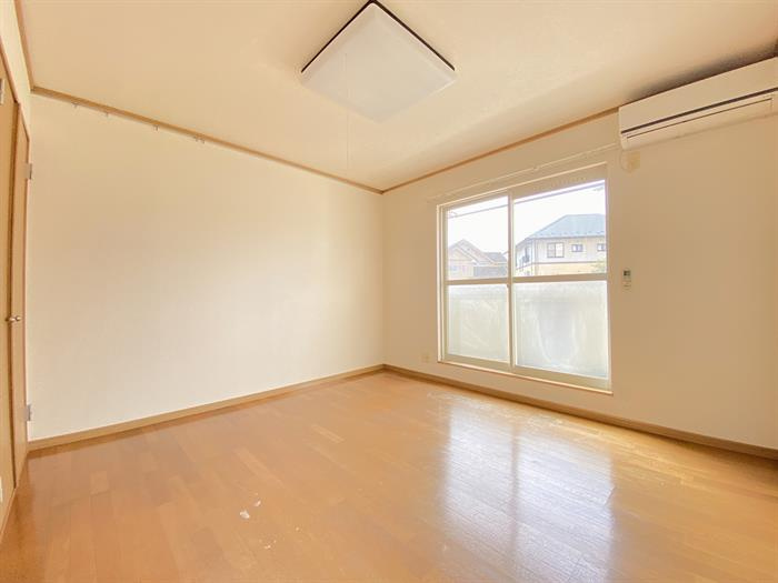 十分な広さのお部屋です