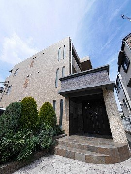 プラシード カーサ