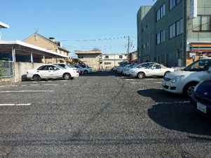 白梅駐車場（表）【駐車場】