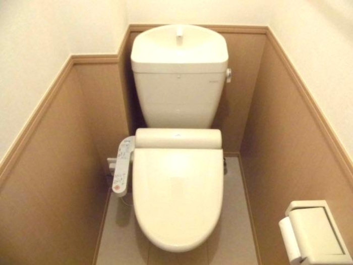 行田市門井町１丁目のアパート【トイレ】