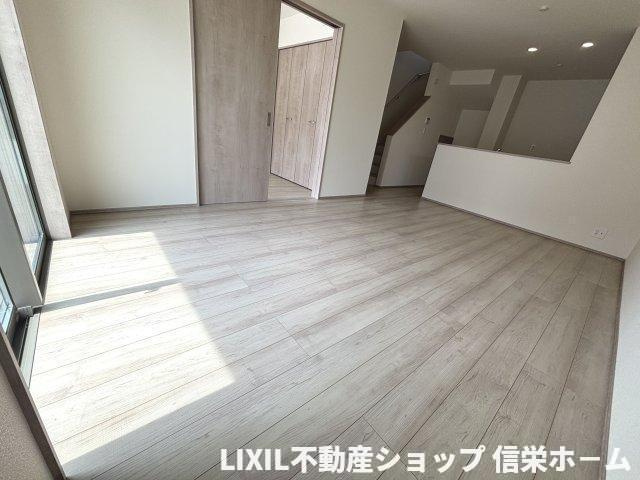 第3伊奈小室【居間・リビング】リビング15.6帖