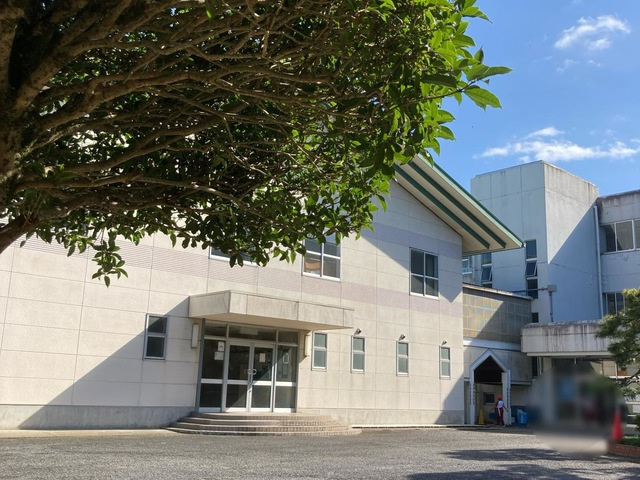 東成井小学校 1.3km