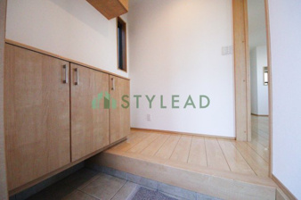 横浜市中区本牧元町の中古一戸建【玄関】
