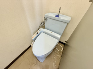 山梨市東　売倉庫【トイレ】