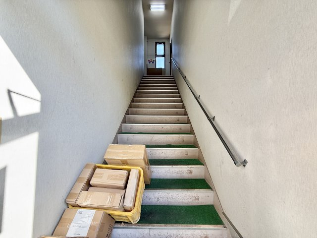 山梨市東　売倉庫【内装】