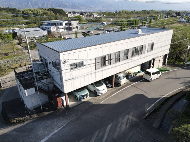 山梨市東　売倉庫【外観】