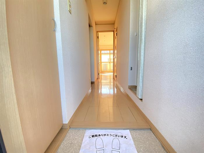 玄関部分です