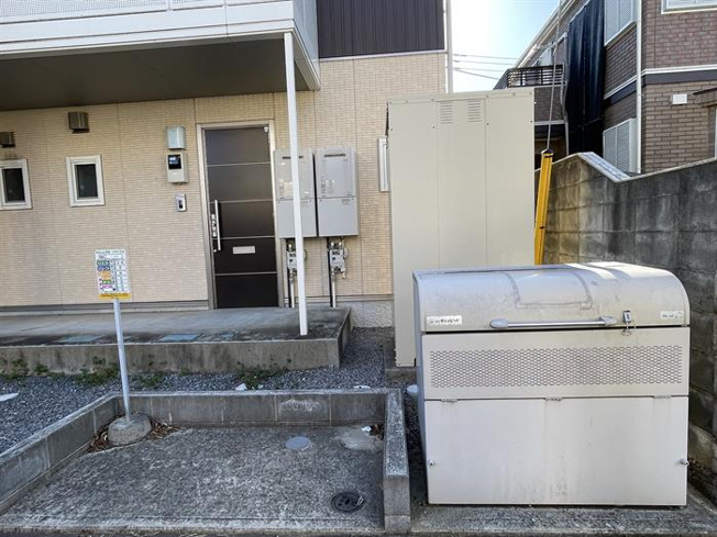 敷地内ゴミ集積場