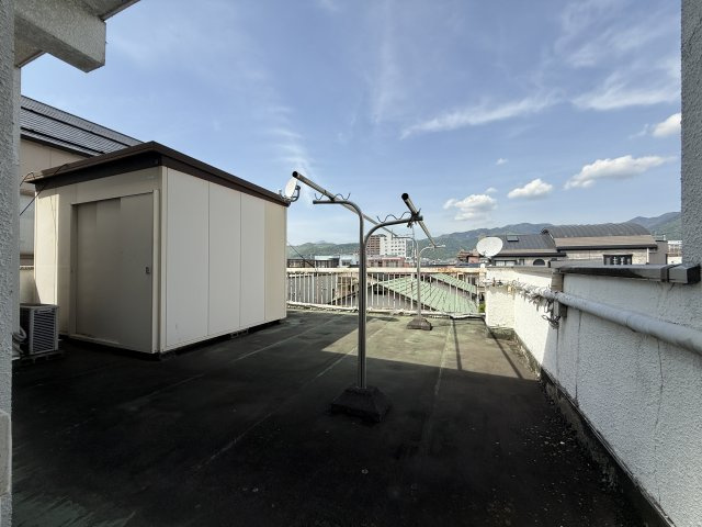 甲府市宝2丁目　事務所付住宅【バルコニー】3階バルコニー