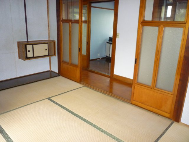 東新庄一丁目中古住宅【和室】