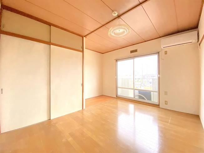 洋室7帖あります