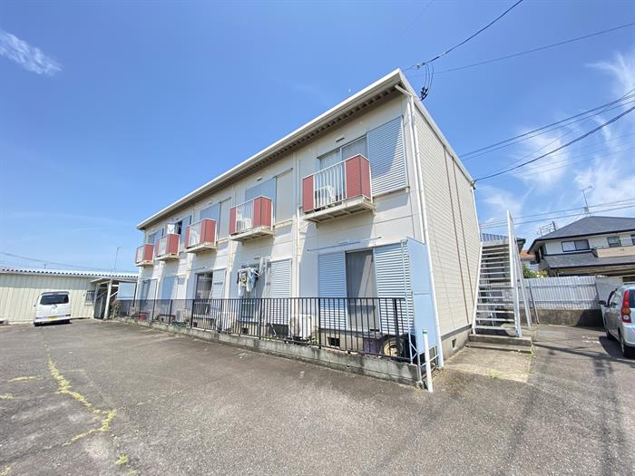 2階建ての１Kアパートです