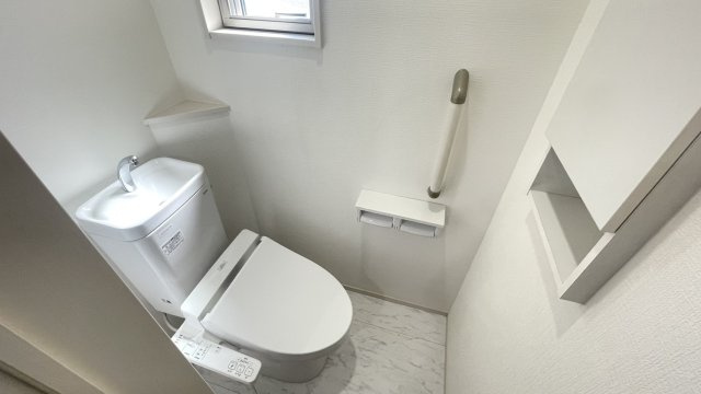 甲斐市篠原 中古戸建 オール電化｜ERA LIXIL不動産ショップ 株式会社