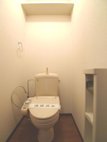 温水洗浄便座付き！